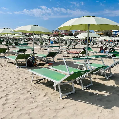 فندق Costazzurra By Interlux