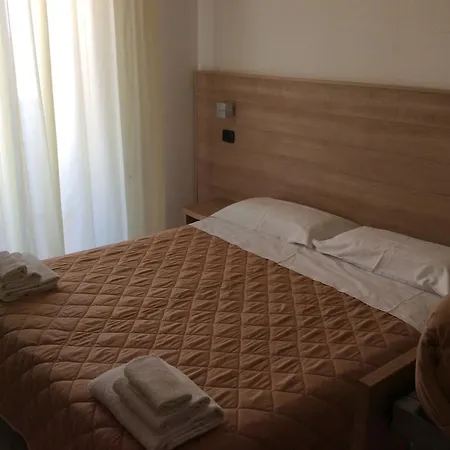 Costazzurra By Interlux