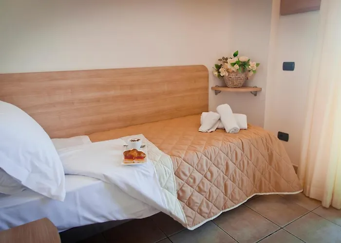 Costazzurra By Interlux