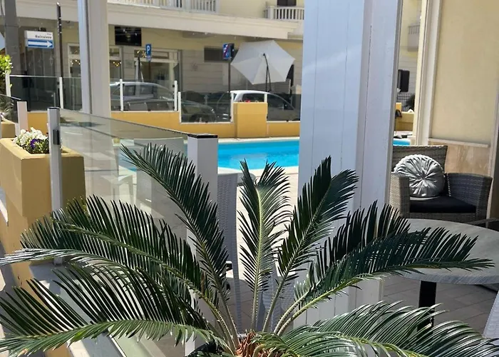 Costazzurra By Interlux 3*