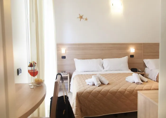 Costazzurra By Interlux 酒店 3*