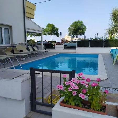 Costazzurra By Interlux