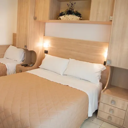 Costazzurra By Interlux 3*