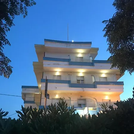 Costazzurra By Interlux