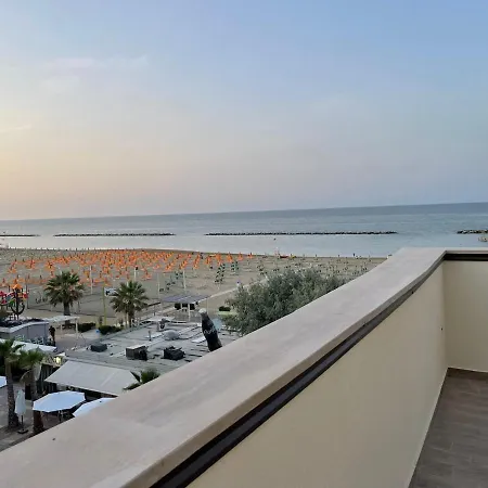 Costazzurra By Interlux Hotell Rimini