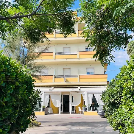 Costazzurra By Interlux Hotel